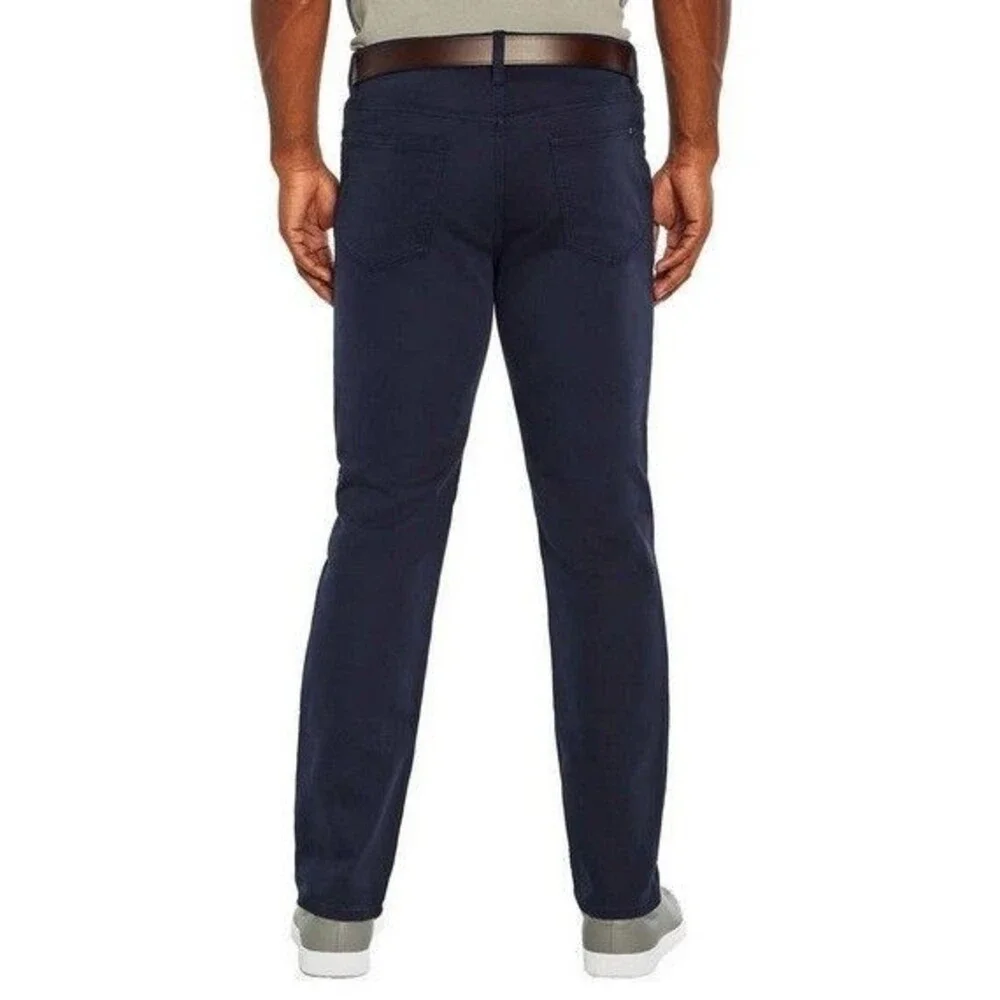 Banana Republic features banana